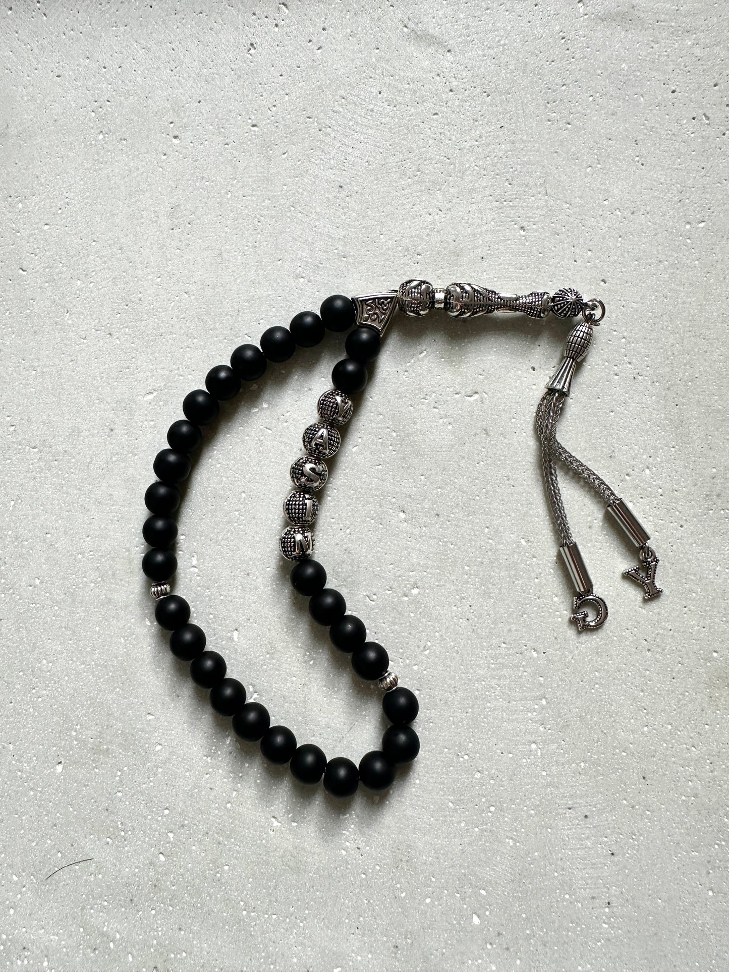 Tesbih mit Namen und Initialen aus Naturstein - Onyx matt