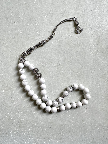 Tesbih mit Namen aus Naturstein - Magnesit -  marmor glänzend